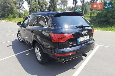 Внедорожник / Кроссовер Audi Q7 2013 в 