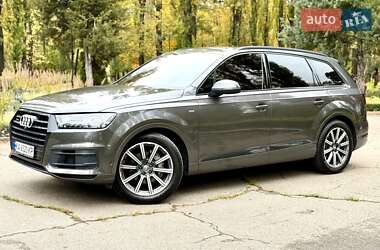Внедорожник / Кроссовер Audi Q7 2019 в 