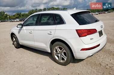 Позашляховик / Кросовер Audi Q7 2019 в  фото 2 Позашляховик / Кросовер Audi Q7 2019 в