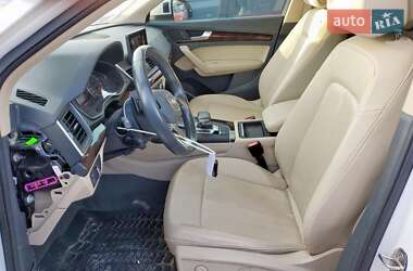 Позашляховик / Кросовер Audi Q7 2019 в  фото 7 Позашляховик / Кросовер Audi Q7 2019 в
