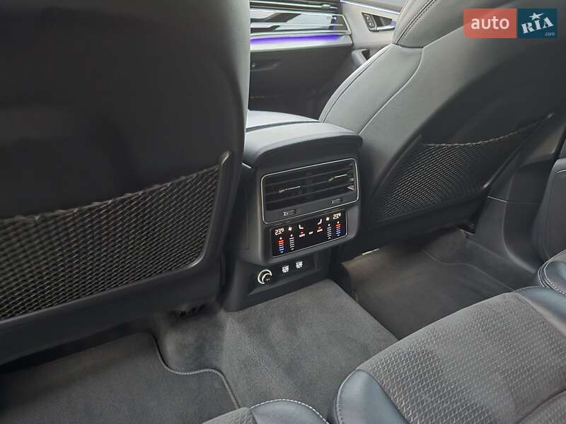 Позашляховик / Кросовер Audi Q7 2020 в Ковелі фото 40 Позашляховик / Кросовер Audi Q7 2020 в Ковелі