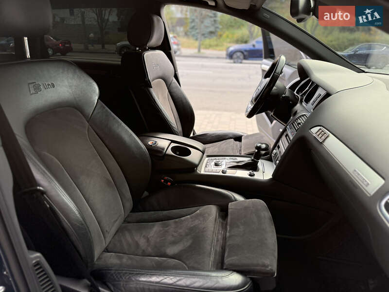 Позашляховик / Кросовер Audi Q7 2012 в Дніпрі фото 36 Позашляховик / Кросовер Audi Q7 2012 в Дніпрі