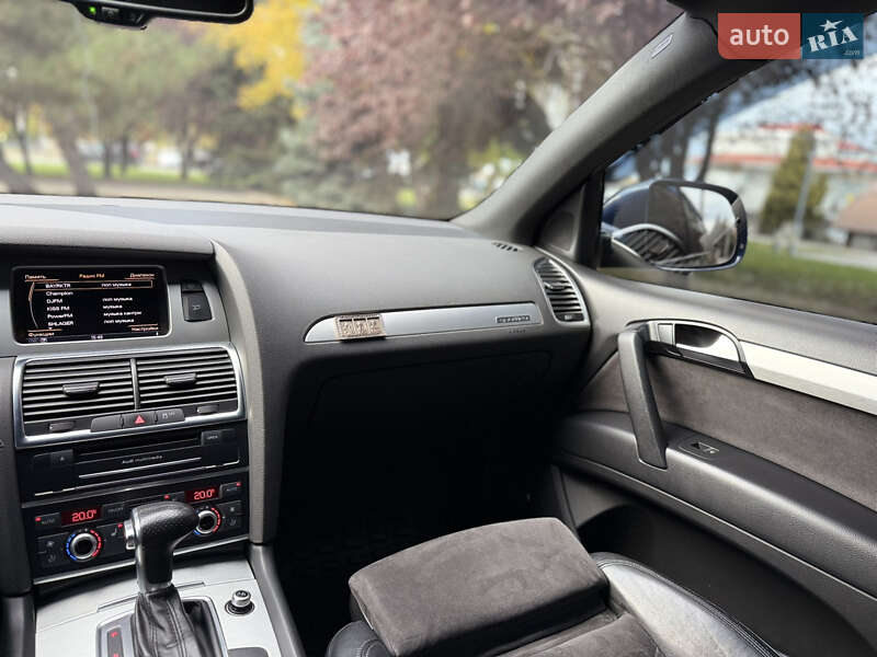 Позашляховик / Кросовер Audi Q7 2012 в Дніпрі фото 39 Позашляховик / Кросовер Audi Q7 2012 в Дніпрі