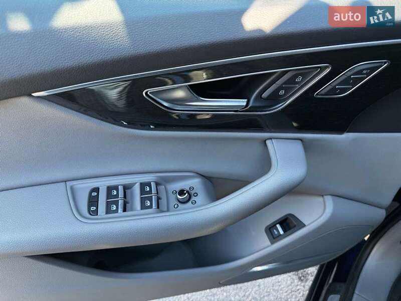 Внедорожник / Кроссовер Audi Q7 2021 в Львове