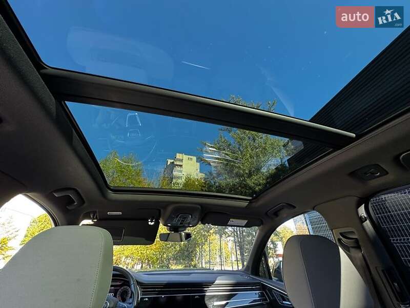Внедорожник / Кроссовер Audi Q7 2021 в Львове