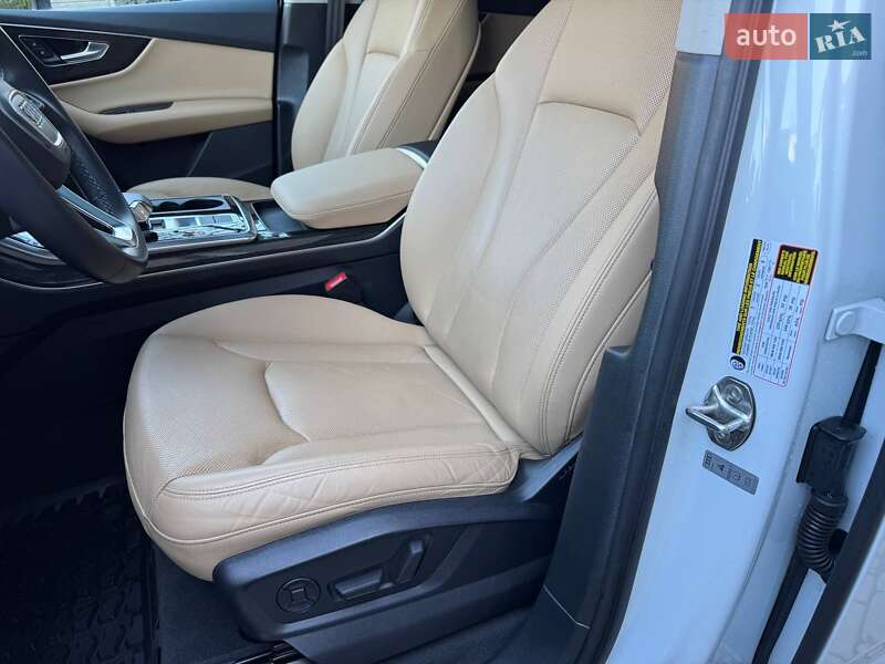 Позашляховик / Кросовер Audi Q7 2021 в Львові фото 27 Позашляховик / Кросовер Audi Q7 2021 в Львові