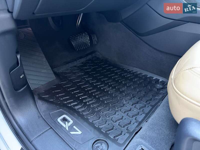 Позашляховик / Кросовер Audi Q7 2021 в Львові фото 36 Позашляховик / Кросовер Audi Q7 2021 в Львові