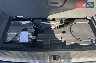 Внедорожник / Кроссовер Audi Q7 2021 в 
