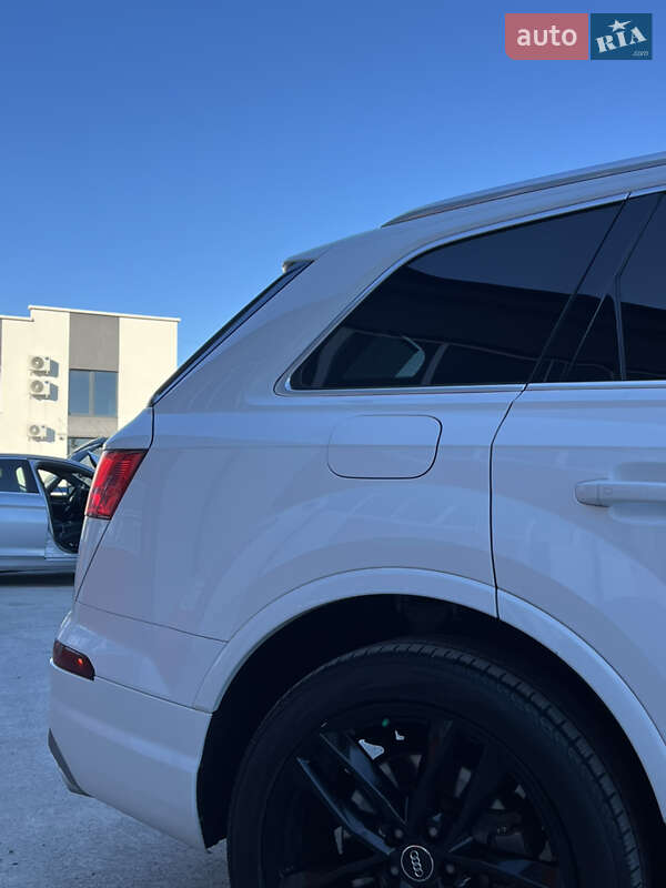 Позашляховик / Кросовер Audi Q7 2016 в Львові фото 8 Позашляховик / Кросовер Audi Q7 2016 в Львові