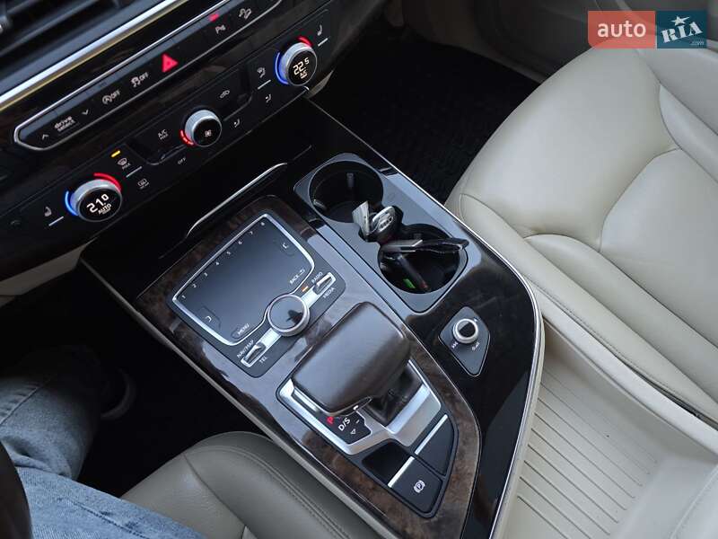 Внедорожник / Кроссовер Audi Q7 2016 в Тернополе фото 25 Внедорожник / Кроссовер Audi Q7 2016 в Тернополе