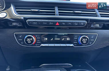 Позашляховик / Кросовер Audi Q7 2015 в  фото 32 Позашляховик / Кросовер Audi Q7 2015 в