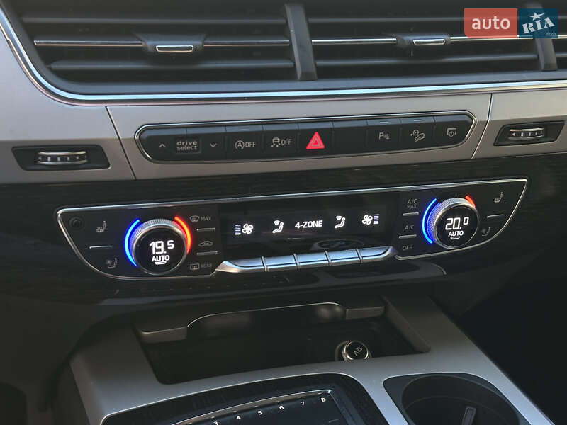Позашляховик / Кросовер Audi Q7 2018 в Рівному фото 22 Позашляховик / Кросовер Audi Q7 2018 в Рівному