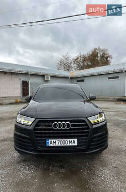 Позашляховик / Кросовер Audi Q7 2016 в Коростишеві