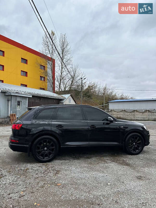 Внедорожник / Кроссовер Audi Q7 2016 в Коростышеве фото 5 Внедорожник / Кроссовер Audi Q7 2016 в Коростышеве