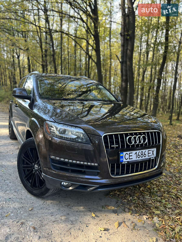 Внедорожник / Кроссовер Audi Q7 2014 в Черновцах