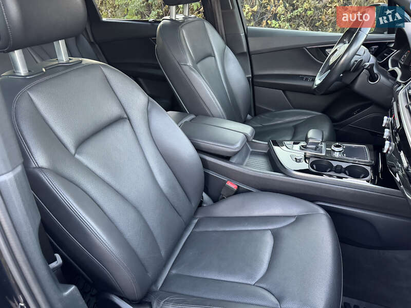 Внедорожник / Кроссовер Audi Q7 2017 в Дубно фото 72 Внедорожник / Кроссовер Audi Q7 2017 в Дубно