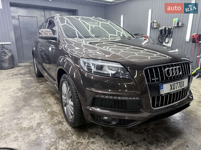 Внедорожник / Кроссовер Audi Q7 2012 в Киеве