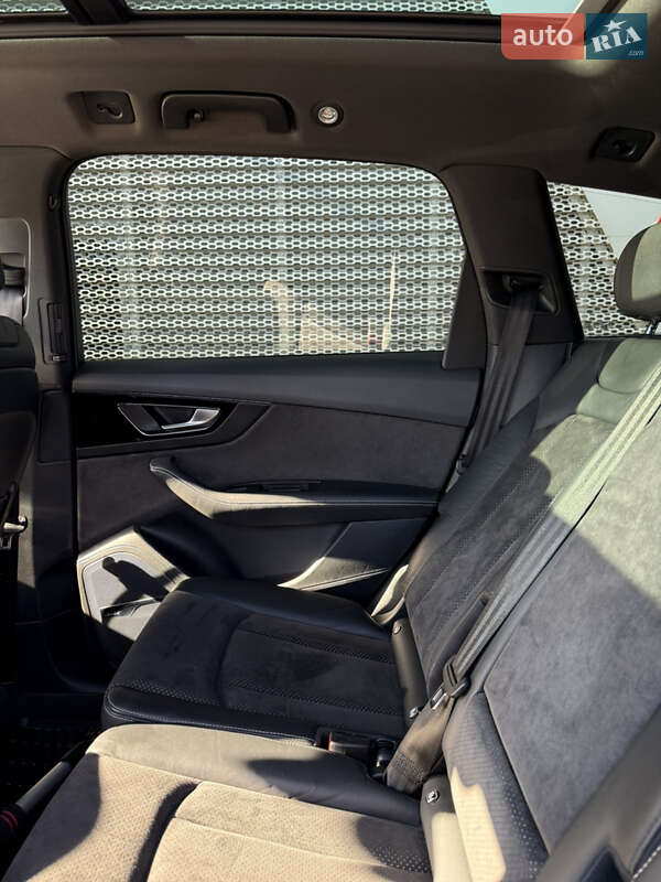 Позашляховик / Кросовер Audi Q7 2017 в Львові фото 21 Позашляховик / Кросовер Audi Q7 2017 в Львові