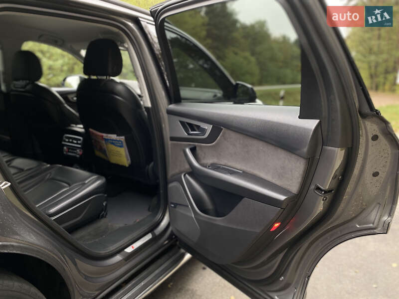 Внедорожник / Кроссовер Audi Q7 2016 в Овруче фото 21 Внедорожник / Кроссовер Audi Q7 2016 в Овруче