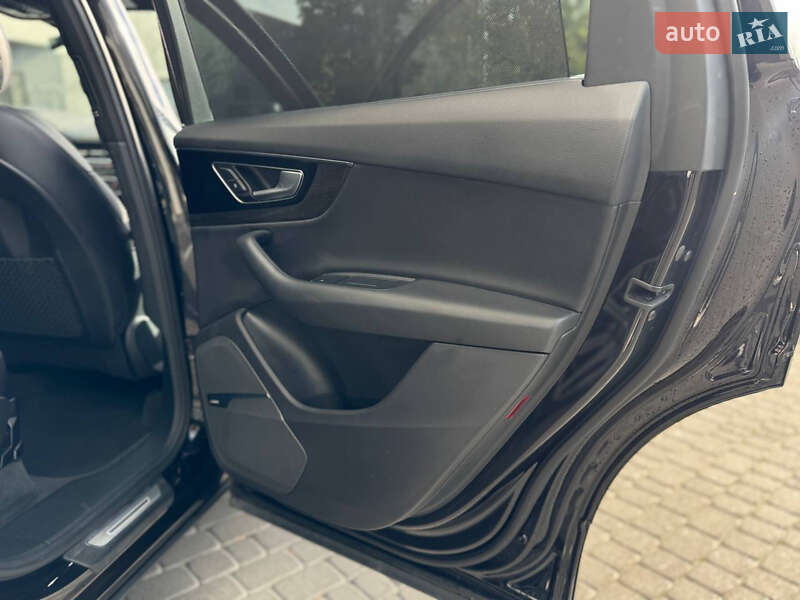 Внедорожник / Кроссовер Audi Q7 2018 в Хмельницком фото 21 Внедорожник / Кроссовер Audi Q7 2018 в Хмельницком