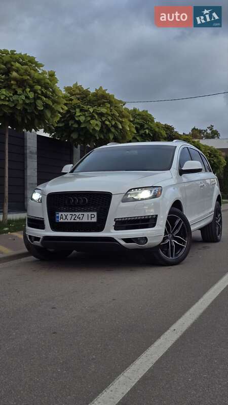 Внедорожник / Кроссовер Audi Q7 2013 в Киеве