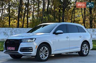 Позашляховик / Кросовер Audi Q7 2017 в Луцьку
