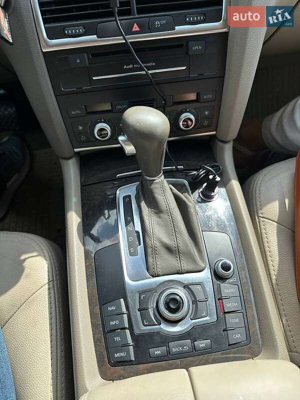 Внедорожник / Кроссовер Audi Q7 2011 в Киеве