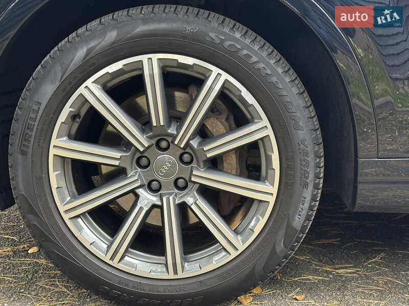 Внедорожник / Кроссовер Audi Q7 2017 в Киеве фото 16 Внедорожник / Кроссовер Audi Q7 2017 в Киеве