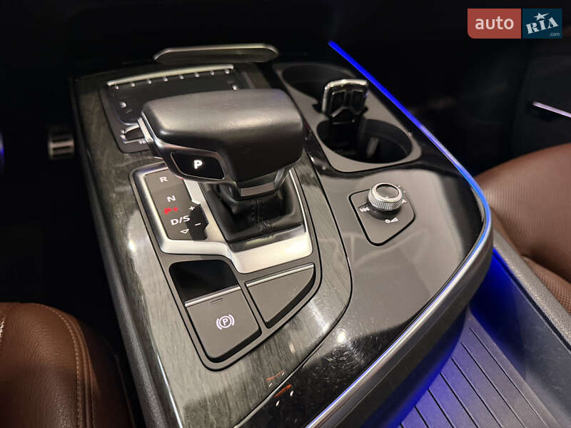 Внедорожник / Кроссовер Audi Q7 2019 в Одессе фото 35 Внедорожник / Кроссовер Audi Q7 2019 в Одессе