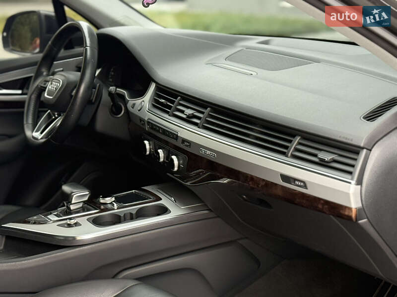 Позашляховик / Кросовер Audi Q7 2019 в Білій Церкві фото 37 Позашляховик / Кросовер Audi Q7 2019 в Білій Церкві