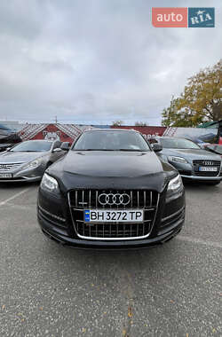 Позашляховик / Кросовер Audi Q7 2015 в Ізмаїлі