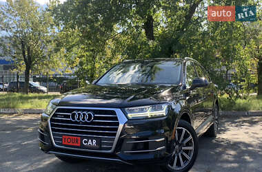 Позашляховик / Кросовер Audi Q7 2016 в Києві