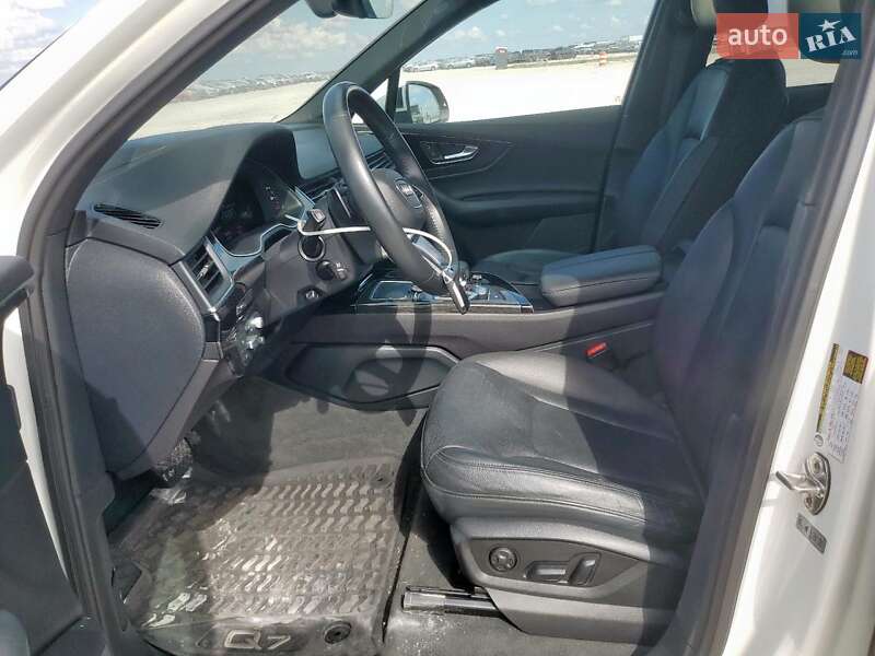 Позашляховик / Кросовер Audi Q7 2019 в Львові фото 7 Позашляховик / Кросовер Audi Q7 2019 в Львові