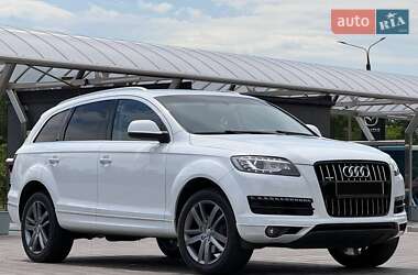 Позашляховик / Кросовер Audi Q7 2015 в  фото 2 Позашляховик / Кросовер Audi Q7 2015 в