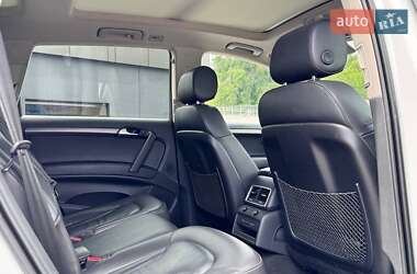 Позашляховик / Кросовер Audi Q7 2015 в  фото 24 Позашляховик / Кросовер Audi Q7 2015 в