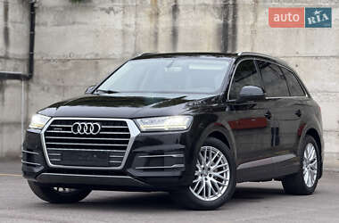 Позашляховик / Кросовер Audi Q7 2015 в Рівному