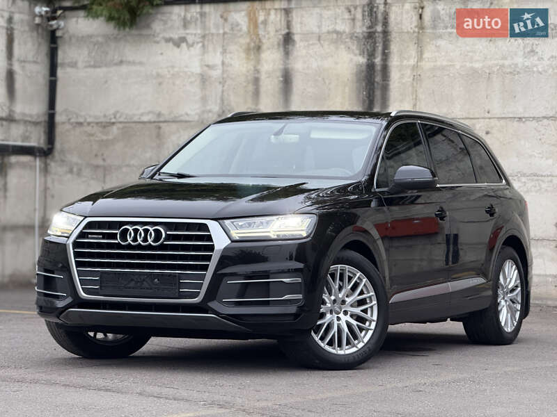 Audi Q7 2015