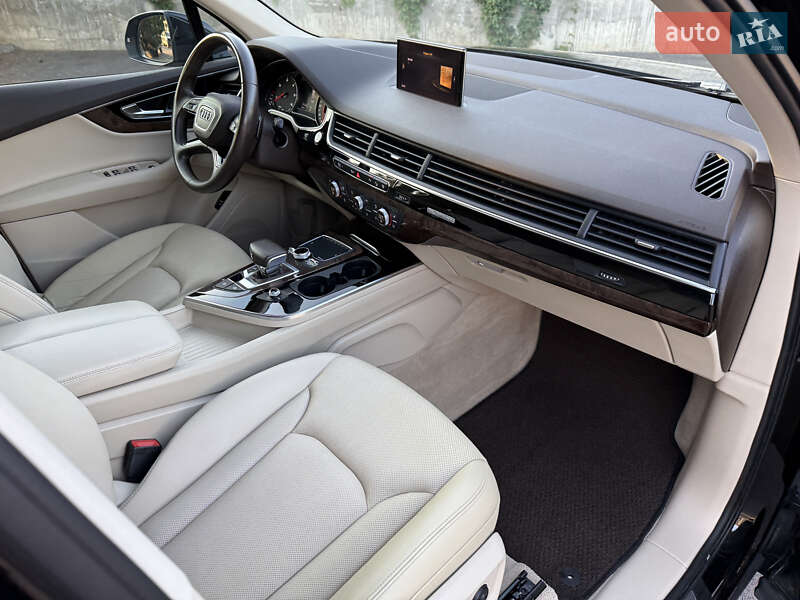 Позашляховик / Кросовер Audi Q7 2015 в Рівному фото 29 Позашляховик / Кросовер Audi Q7 2015 в Рівному