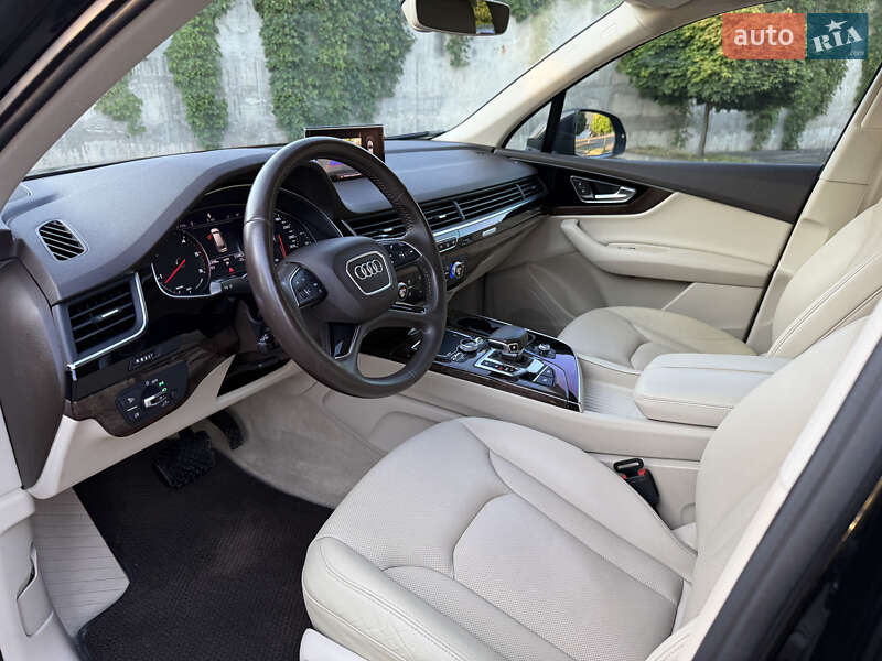 Позашляховик / Кросовер Audi Q7 2015 в Рівному фото 51 Позашляховик / Кросовер Audi Q7 2015 в Рівному