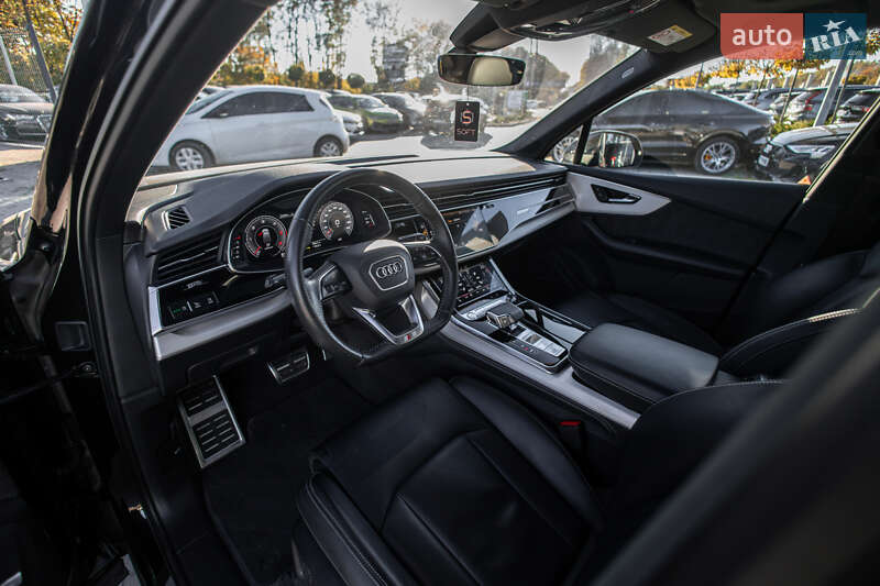 Позашляховик / Кросовер Audi Q7 2020 в Львові