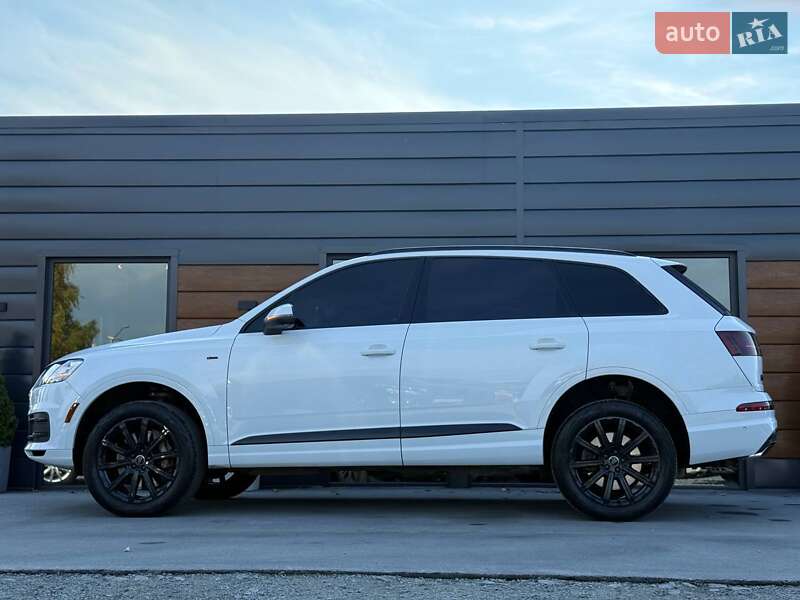 Позашляховик / Кросовер Audi Q7 2017 в Рівному фото 23 Позашляховик / Кросовер Audi Q7 2017 в Рівному