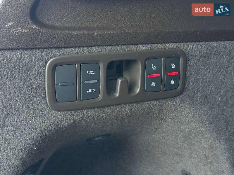 Позашляховик / Кросовер Audi Q7 2017 в Рівному фото 31 Позашляховик / Кросовер Audi Q7 2017 в Рівному