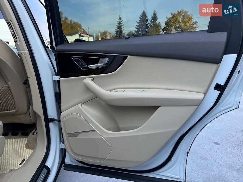 Позашляховик / Кросовер Audi Q7 2017 в Рівному фото 76 Позашляховик / Кросовер Audi Q7 2017 в Рівному