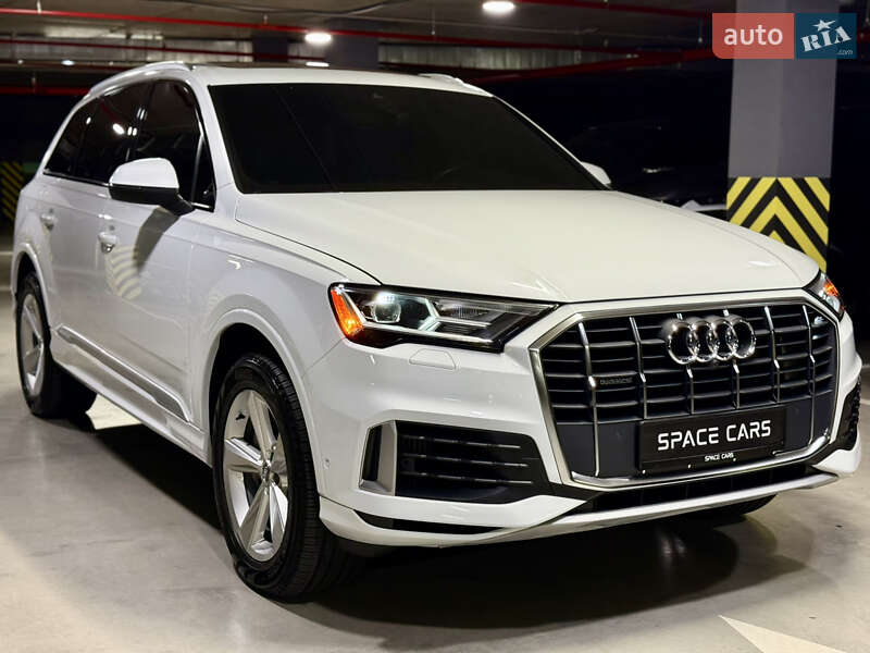 Позашляховик / Кросовер Audi Q7 2019 в Києві фото 10 Позашляховик / Кросовер Audi Q7 2019 в Києві