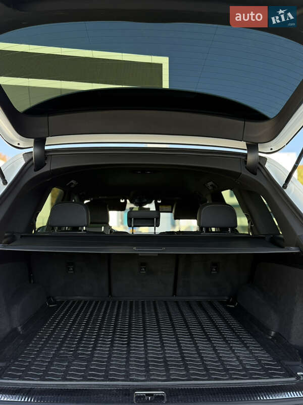 Позашляховик / Кросовер Audi Q7 2020 в Львові