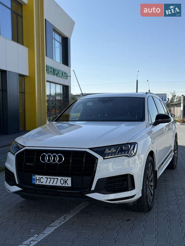 Позашляховик / Кросовер Audi Q7 2020 в Львові