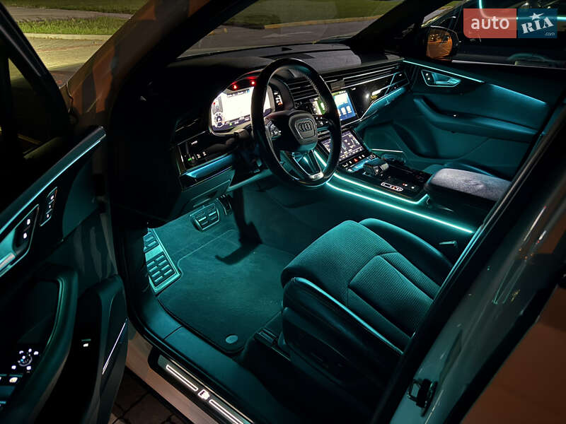 Позашляховик / Кросовер Audi Q7 2020 в Львові