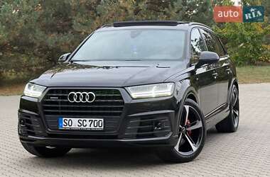 Позашляховик / Кросовер Audi Q7 2017 в  фото 4 Позашляховик / Кросовер Audi Q7 2017 в