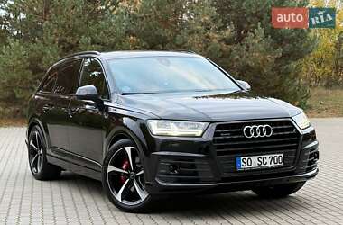 Позашляховик / Кросовер Audi Q7 2017 в  фото 15 Позашляховик / Кросовер Audi Q7 2017 в