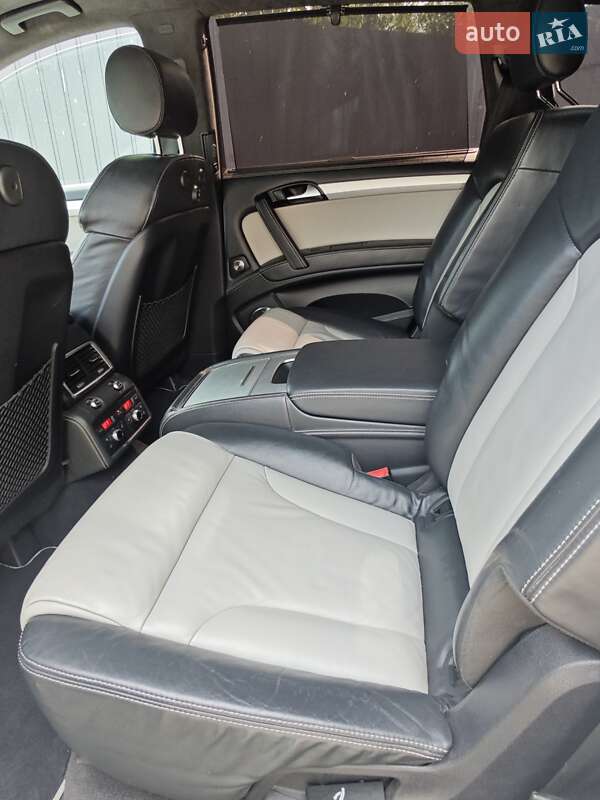 Позашляховик / Кросовер Audi Q7 2011 в Тернополі